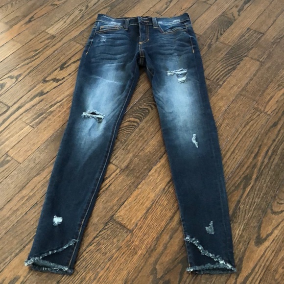 NWOT Distressed Jeans - Picture 1 of 1